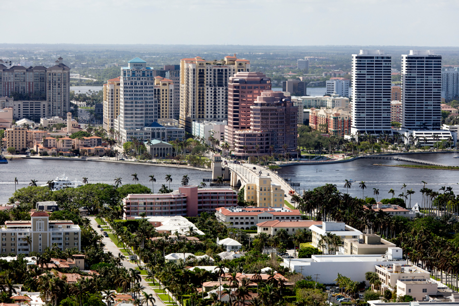 Aerial West Palm Beach FL, A1A Palm Beach Painters