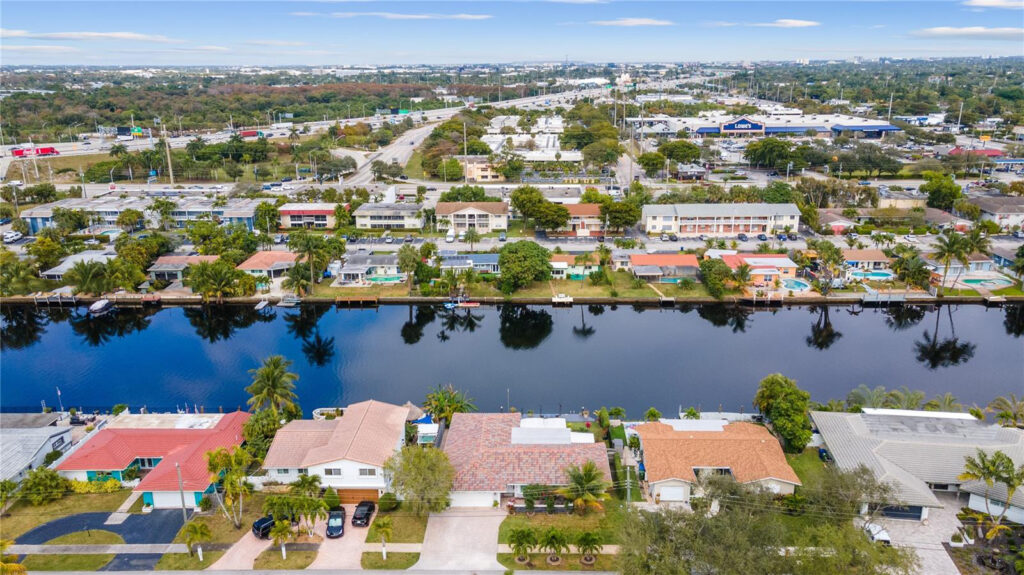 Aerial Wilton Manors FL, A1A Palm Beach Painters